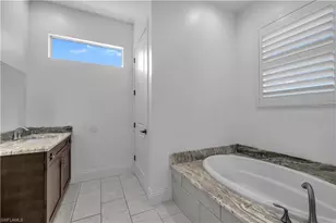 11141 Palmetto Ridge Dr, Naples, FL 34110 - Photo 7