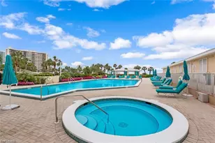 4041 Gulf Shore Blvd N, Naples, FL 34103 - Photo 17