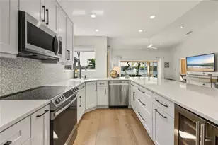 2730 Sailors Way, Naples, FL 34109 - Photo 15