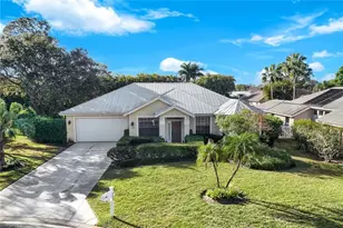 302 Sawgrass Ct, Naples, FL 34110 - Photo 37