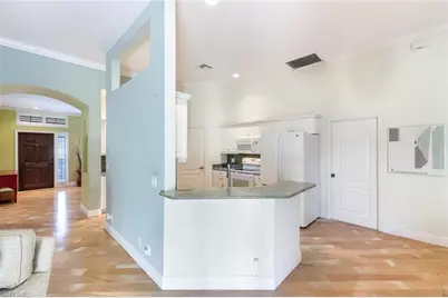 302 Sawgrass Ct, Naples, FL 34110 - Photo 13