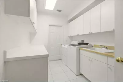 126 Nicholas Pkwy W, Cape Coral, FL 33991 - Photo 25