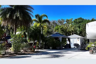 10035 Ramblewood Ct, Fort Myers, FL 33905 - Photo 11