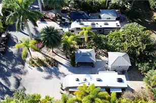 10035 Ramblewood Ct, Fort Myers, FL 33905 - Photo 3