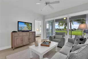 7925 Mahogany Run Ln, Naples, FL 34113 - Photo 5