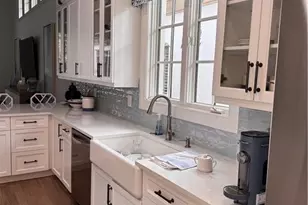 15647 Villoresi Way, Naples, FL 34110 - Photo 9