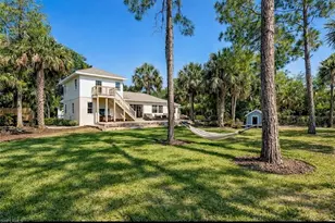 160 19th St SW, Naples, FL 34117 - Photo 3