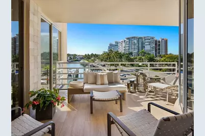 4500 Gulf Shore Blvd N #1-311, Naples, FL 34103 - Photo 9