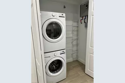 10830 St Lucia Ct, Bonita Springs, FL 34135 - Photo 9