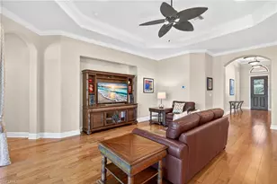 1489 Serrano Cir, Naples, FL 34105 - Photo 7