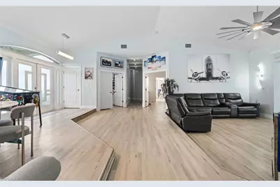 18683 Baseleg Ave, North Fort Myers, FL 33917 - Photo 15