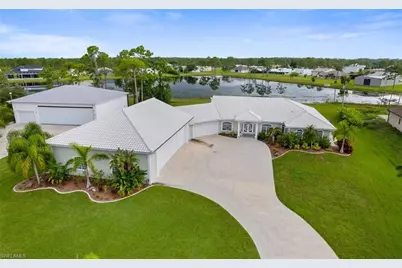 18683 Baseleg Ave, North Fort Myers, FL 33917 - Photo 7