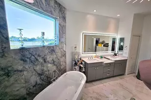 18683 Baseleg Ave, North Fort Myers, FL 33917 - Photo 21