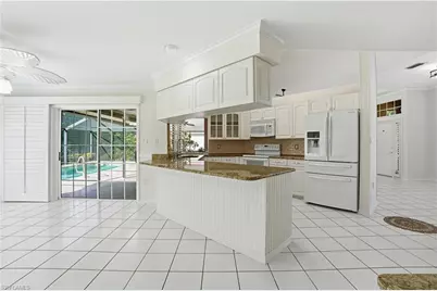 1115 Moon Lake Dr, Naples, FL 34104 - Photo 11
