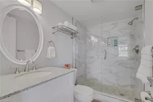 271 Southbay Dr, Naples, FL 34108 - Photo 11