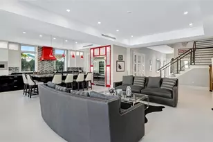 739 5th Ave N, Naples, FL 34102 - Photo 5