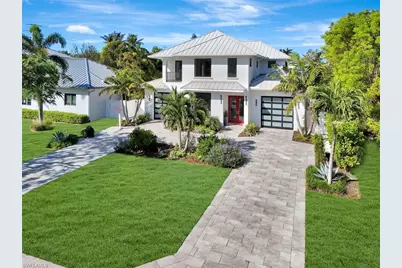 739 5th Ave N, Naples, FL 34102 - Photo 5