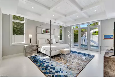 739 5th Ave N, Naples, FL 34102 - Photo 21