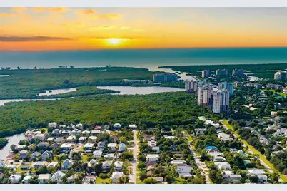 730 Glendale Ave, Naples, FL 34110 - Photo 1