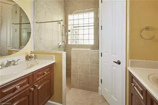 377 Mallory Ct, Naples, FL 34110 - Photo 17