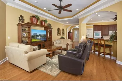 377 Mallory Ct, Naples, FL 34110 - Photo 7