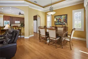 377 Mallory Ct, Naples, FL 34110 - Photo 9