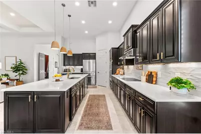 10332 Yorkstone Dr, Bonita Springs, FL 34135 - Photo 9