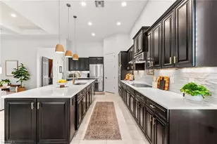 10332 Yorkstone Dr, Bonita Springs, FL 34135 - Photo 9