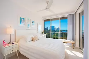 5501 Heron Point Dr, Naples, FL 34108 - Photo 9