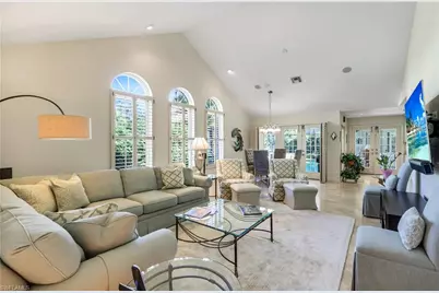 717 Pine Creek Ln, Naples, FL 34108 - Photo 3