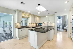 717 Pine Creek Ln, Naples, FL 34108 - Photo 9