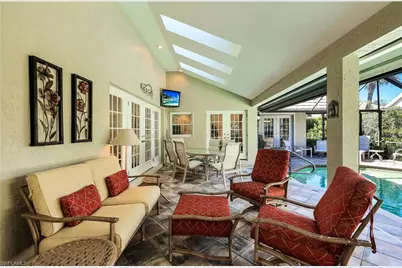 717 Pine Creek Ln, Naples, FL 34108 - Photo 27