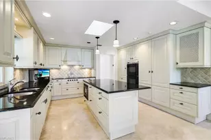 717 Pine Creek Ln, Naples, FL 34108 - Photo 5