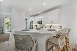 4883 Hampshire Ct, Naples, FL 34112 - Photo 15