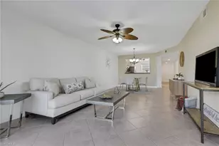 600 Squire Cir, Naples, FL 34104 - Photo 9