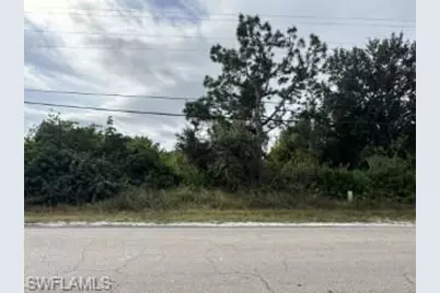 3005 8th St SW, Lehigh Acres, FL 33976 - Photo 3