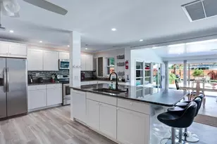 657 93rd Ave N, Naples, FL 34108 - Photo 17