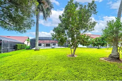 581 Country Walk Ct, Naples, FL 34104 - Photo 31