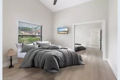 581 Country Walk Ct, Naples, FL 34104 - Photo 19