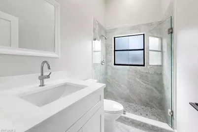 581 Country Walk Ct, Naples, FL 34104 - Photo 23