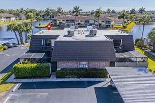 124 Lake Point Ln, Naples, FL 34112 - Photo 5