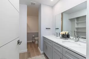 124 Lake Point Ln, Naples, FL 34112 - Photo 23