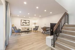 124 Lake Point Ln, Naples, FL 34112 - Photo 15