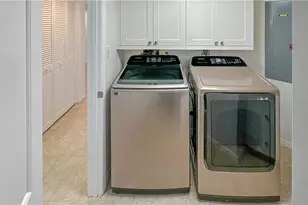 4251 Gulf Shore Blvd N, Naples, FL 34103 - Photo 31