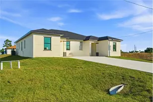 1157/1159 Countess Ave, Lehigh Acres, FL 33974 - Photo 5