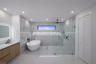 721 NW 37th Ave, Cape Coral, FL 33993 - Photo 17