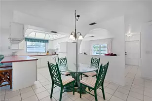 693 95th Ave N, Naples, FL 34108 - Photo 13
