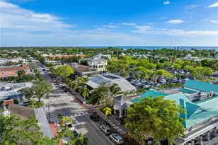 416 Broad Ave S, Naples, FL 34102 - Photo 25