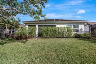 28192 Seasons Tide Ave, Bonita Springs, FL 34135 - Photo 29