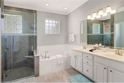 9151 Kings Cove Ct, Fort Myers, FL 33967 - Photo 23